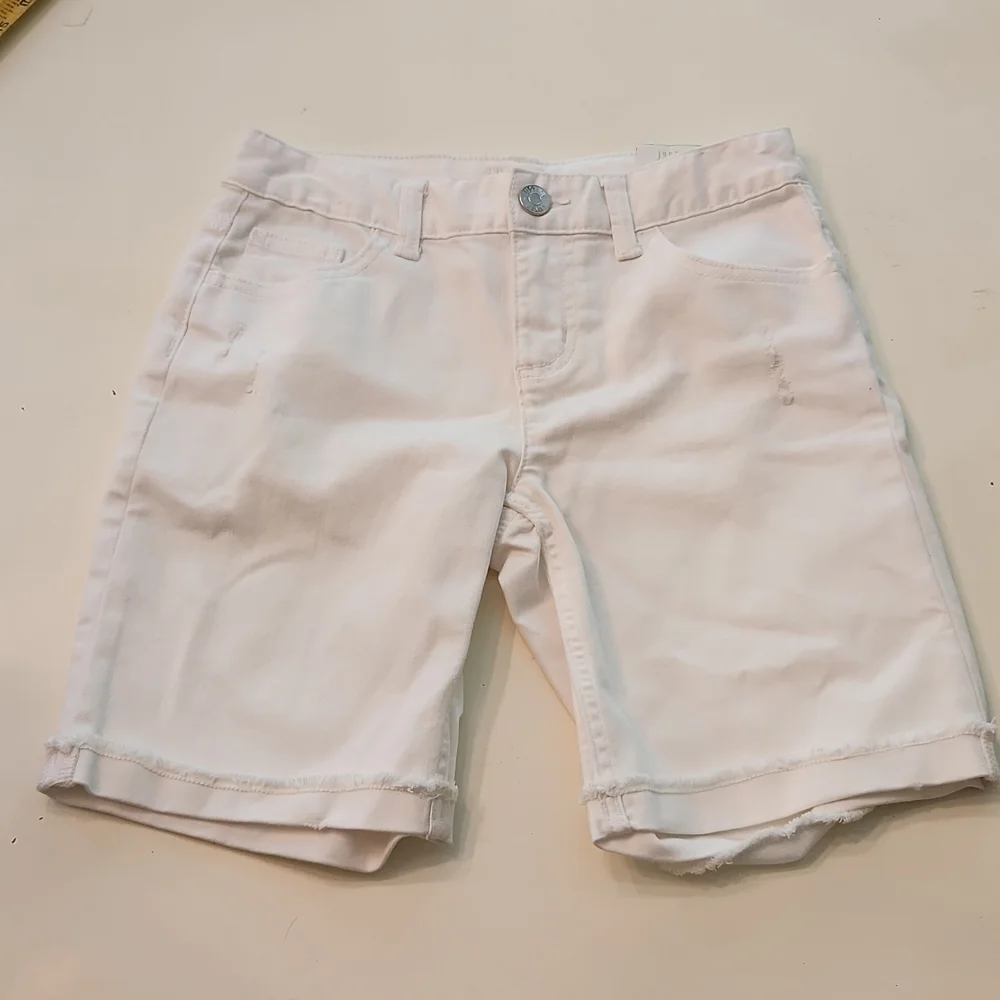 Justice girlfriend high waisted white shorts 12 with distressing new with tags